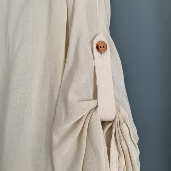 Anthropologie Gathered Sleeve Button Detail Blouse - Picture 3 of 11